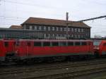 die 139 135-8 abgestellt zwischen einer 140er und 152er in  wanne Eickel Hbf.(28.01.2008)