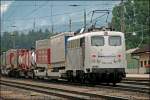 Am Zugschluss rollt das  Zebra  139 213 mit und wird ab der Umfahrung Innsbruck den Zug nachschieben. (08.07.2008)
