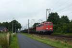 139 285-1 fuhr am 13.07.2012 mit einem leeren Autozug von Emden gen Osten, hier in Leer.