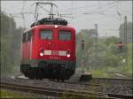 Durch die Gichtsuppe bei Eschweiler ist die 139 222-4 im Juni 2012
unterwegs nach Aachen. Die Tage dieser Altbaulok sind wohl gezhlt.
