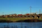 Am 22.11.2012 ist eine 139 auf dem Weg Richtung Rheinhausen und berquert gerade, parallel zur A3, die Ruhr in Duisburg-Kaiserberg