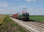 Die E 40 128 und die 212 084 mit einem Leerreisezug am 24.05.2019 unterwegs bei Mirskofen.