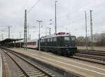 DB Museum E40 128 mit dem Lr 91340 von Nürnberg Hbf nach Halle (S) Hbf, am 01.02.2023 in Weimar.