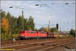 140 783 und 140 801 fahren am 05.10.08 mit dem CFP 48496 - der sogenannten  Pohlenkohle  - in den Chemnitzer Hbf ein.