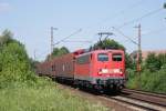 140 858-2 mit Autoteilen in Limmer am 02.06.09