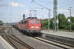140 834 und eine Schwesterlok in Hameln am 12.07.2011.