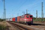 140 857-4 ABEG wird am 29.09.13 mit ihrem Containerzug in Buchholz zur Seite genommen, um weitere Zge berholen zu lassen.