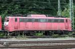 Die (letzte) orientrote 140 024-1 steht mit 155 091-2 immer noch im Dienst abgestellt in Aachen West am 26.08.2010