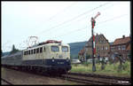 140499 fährt hier am 9.7.1991 um 10.38 Uhr mit dem Eilzug nach Mosbach in den Bahnhof Dallau ein.