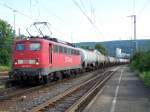 Br.140 012-6 fuhr am 17.juli 2007 mit einem Kesselwagenzug durch den Bahnhof Aalen.