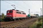 140 785-7 mit dem  Glhwrmchen  nach Sassnitz-Mukran am 04.10.2007 kurz vorm Abzweig Srg.