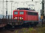 140 037-3 gibt einer Cobra mit einem Stahlzug Schubhilfe bis zum Gemmenicher Tunnel.