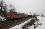 140-834 mit einer weiteren Vertreterin ihrer Gattung bei Neumarkt/Opf. unterwegs.(KBS 880,23.01.2010)