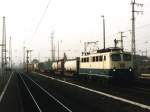 140 457-3 mit eine Gterzug auf Bahnhof Rheine am 21-4-2001.