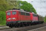 140 876-4 und 140 XXX-X ziehen einen Gz die Cornberger Hhe hinauf in Richtung Sden. Aufgenommen am 13.05.2010.