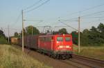 140 627-1 mit einem gemischten Gterzug in Magdeburg Diesdorf. Die Fahrt geht in Richtung Braunschweig, fotografiert am 09.07.2010. 