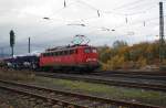 140 018-3 mit Autotransport in Fahrtrichtung Sden durch Eschwege West. Aufgenommen am 05.11.2010.