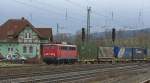 140 791-5 mit dem Zug fr das Eisenacher Opelwerk in entsprechender Fahrtrichtung in Mecklar. Aufgenommen am 14.01.2011.