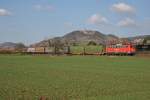 140 036-5 passiert mit dem Autoteilezug CSQ 49544 Eisenach-Stedtfeld - Grisen/E die Bergstrae bei Hepppenheim.