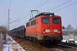 140 495-3 bringt am 11.02.'12 leere Autotransportwagen nach Dresden.