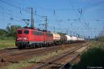 140 843-4 & 140 790-7 Railion Deutschland AG mit einem Kesselzug  Propen  und zwei Flssigkeitscontainer in Priort, in Richtung Golm unterwegs. 26.05.2012