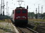 Am 19.08.2012 kam 140 824 der EGP mit einem LKW Walterzug durch Stendal in Richtung Magdeburg.