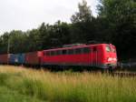 BR 140 495-3 rollt in der Abendsonne des 6.7.06 ber die Wiesen.