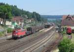 140 539-8 zieht am 18. Juni 2013 die bergabe von Saalfeld nach Nrnberg Rbf durch Kronach.