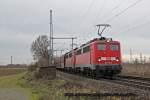 140 850-9 und 140 811 mit einem Kohlezug am 21.12.2013 in Köln Porz Wahn.