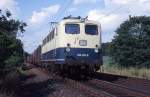 140426 mit Güterzug Richtung Münster am 13.7.1987 um 17.37 Uhr am Ortsrand von Hasbergen.