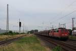 140 805 + 140 799 durchfahren am 16.06.2015, mit dem täglichen Kohlependel, den Bahnhof Hilden