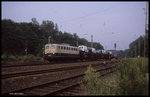 140080 erreicht hier am 27.6.1998 um 8.03 Uhr mit einem Neuwagen Autozug den Bahnhof Hasbergen auf der Fahrt nach Osnabrück.