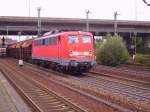 140 353-4 mit einem Schotterganzzug durch Hamburg-Harburg. 22.08.07