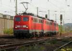 140 im Dreierpack : 140 849-1, 140 800-4 und 140 834-3 haben soeben Witten Hbf passiert. 05.08.2008.