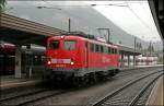 140 028 ist auf dem Weg zum Abstellgleis. (Kufstein am 07.07.2008)