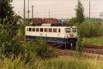 An einem Sommertag im August 1997 wartet 140 638-8 im ehemaligen Bw Crailsheim auf die anstehenden Aufgaben.