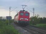 140 848 und Kumpanin berfahren den B zwischen Worms und Bobenheim.