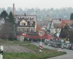 140751-9 mit 2ter 140er in Doppeltraktion vor Kesselwagenzug am B in Magstadt am 21.03.2007