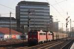 RBH 165 (140 801)+RBH 164 (140 797) am 5.3.14 mit einem leeren Kohlewagenzug nach Oberhausen-West in Düsseldorf-Rath.