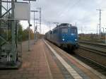 Am 07.11.2015 kam 140 857 mit einem Containerzug aus Richtung Berlin nach Stendal und fuhr weiter in Richtung Salzwedel.