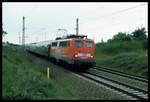 140665 am 13.6.2001 um 13.23 Uhr mit Sonderzug nach Berlin nahe Dahlewitz.