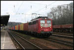 140098-5 fährt hier am 17.3.2005 mit einem Container Zug durch den Bahnhof Köln West.