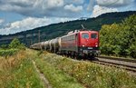 140 856-6 mit der Aufschrift  Bahnland Bayern  ist mit einen kurzen Güterzug am 09.08.16 in Richtung Würzburg/M.