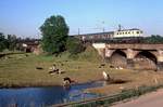 141 380 auf den Ruhrbrücken bei Duisburg Kaiserberg, 03.06.1985.