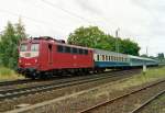 141 110 mit RE 5521 (Uelzen–Gttingen) am 28.07.1995 in Sarstedt