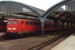 141 146-1 mit SE 34939 Oldenburg-Bremen auf Oldenburg Hauptbahnhof am 7-4-2001.