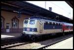 Die extra für den Karlsruher Zug sonderlackierte 141248 war lange Jahre im Einsatz auf der KBS 385 zu sehen.