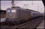 141305 mit dem N 7915 nach Paderborn steht hier am 27.1.1990 um 14.27 Uhr abfahrbereit in Herford.