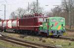 DGS 95594 wird zusammengestellt von Werkslok Zuckerfabrik Anklam / Suiker Unie 312 109 am 27.01.2020.