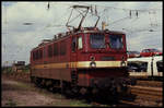 DR 242284 am 7.6.1991 im Bahnhof Glauchau.